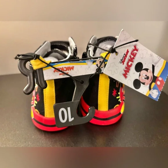 NWT Disney Mickey Mouse shoes size 10 - Picture 3 of 5